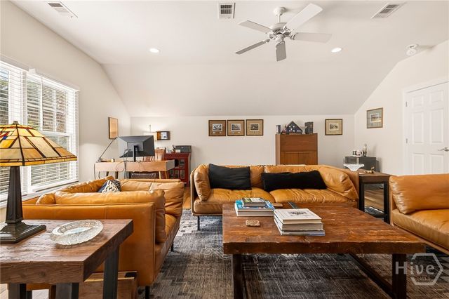 7 Sparnel Road, Savannah, GA 31411