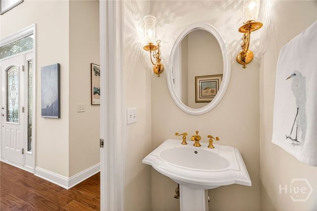 7 Sparnel Road, Savannah, GA 31411