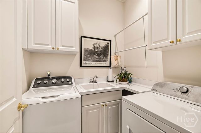 7 Sparnel Road, Savannah, GA 31411