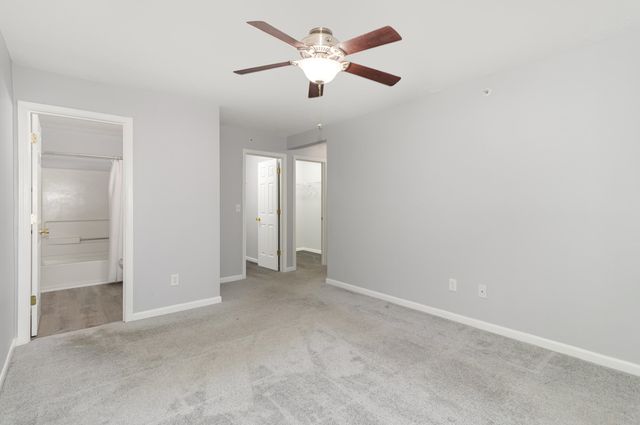 561 Napa Valley Lane, 4, Crestview Hills, KY 41017