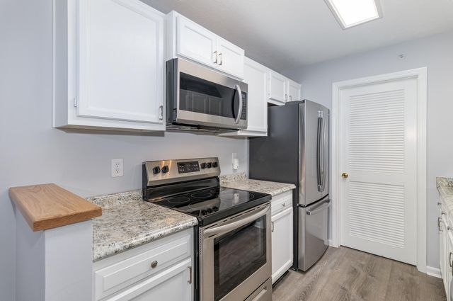 561 Napa Valley Lane, 4, Crestview Hills, KY 41017