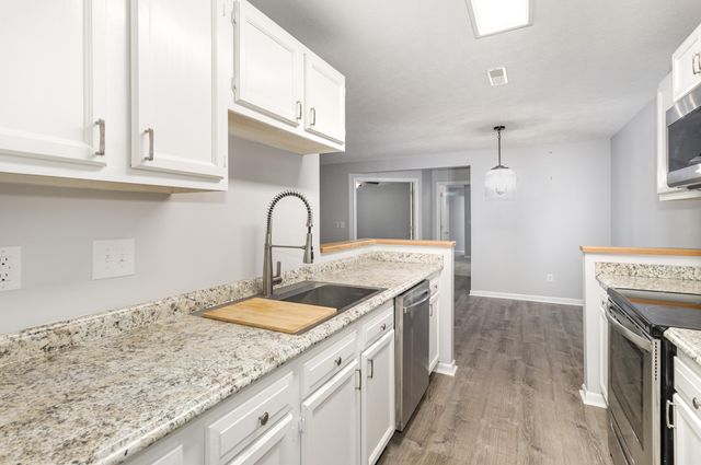 561 Napa Valley Lane, 4, Crestview Hills, KY 41017