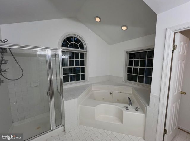 912 HARMONY AVE, Arnold, MD 21012