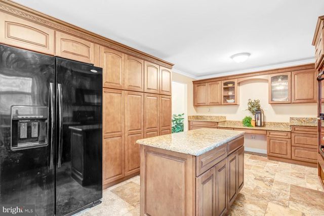 9010 WESTCHESTER DR, Manassas, VA 20112