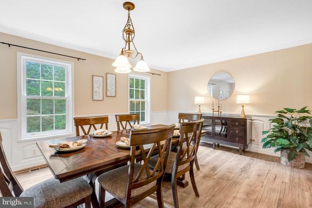 9010 WESTCHESTER DR, Manassas, VA 20112