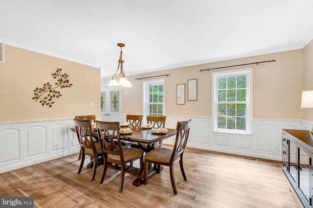 9010 WESTCHESTER DR, Manassas, VA 20112
