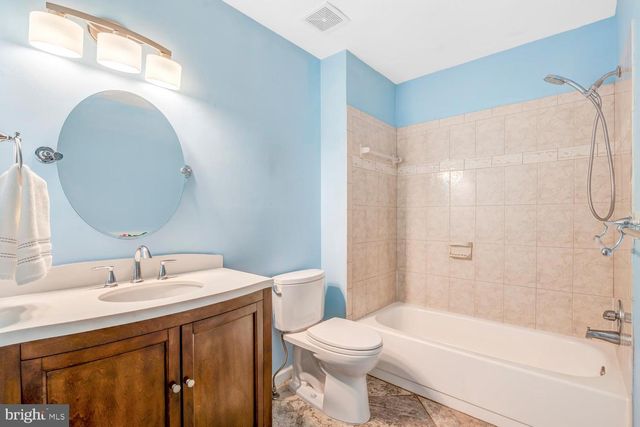 9010 WESTCHESTER DR, Manassas, VA 20112