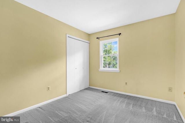 9010 WESTCHESTER DR, Manassas, VA 20112