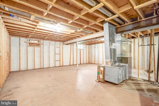 9010 WESTCHESTER DR, Manassas, VA 20112