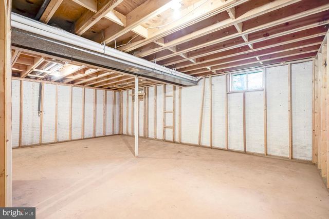 9010 WESTCHESTER DR, Manassas, VA 20112
