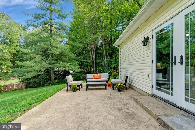9010 WESTCHESTER DR, Manassas, VA 20112