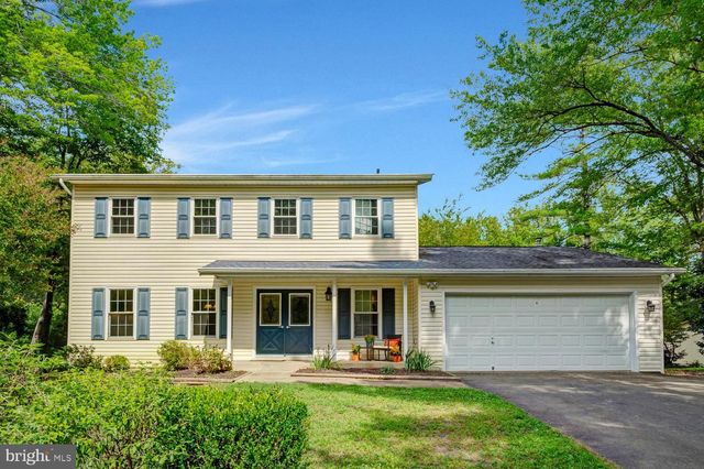 9010 WESTCHESTER DR, Manassas, VA 20112