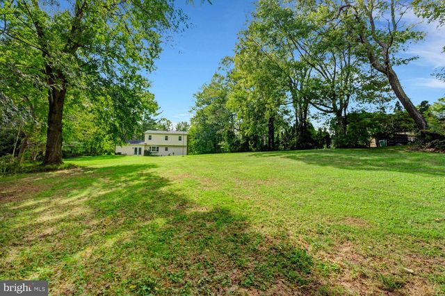 9010 WESTCHESTER DR, Manassas, VA 20112