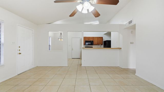 447 Vincent Street, Cedar Hill, TX 75104