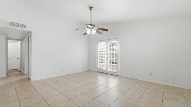 447 Vincent Street, Cedar Hill, TX 75104