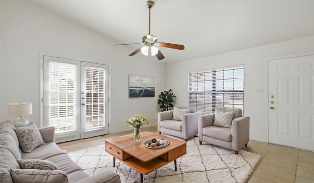 447 Vincent Street, Cedar Hill, TX 75104