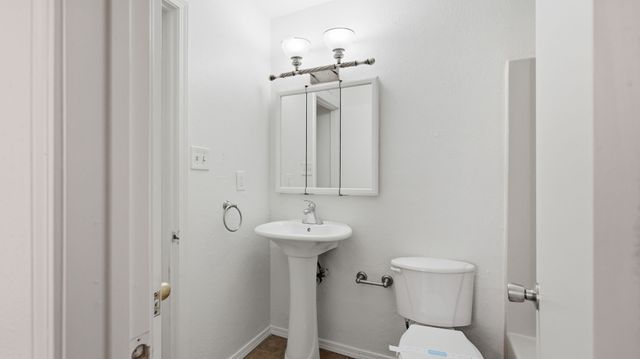 447 Vincent Street, Cedar Hill, TX 75104