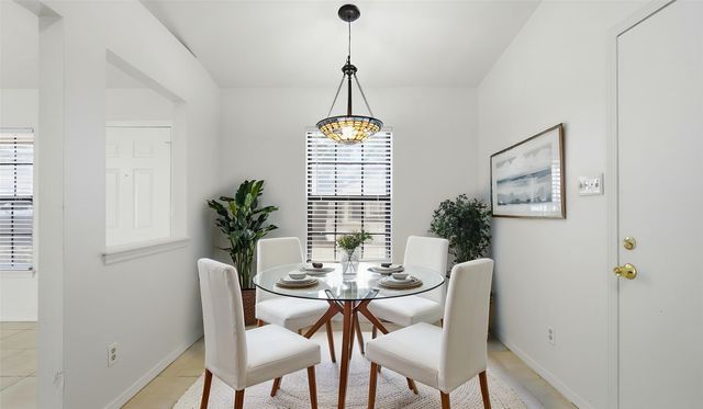 447 Vincent Street, Cedar Hill, TX 75104