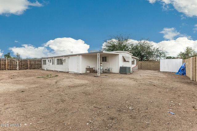 18442 N 1ST Street, Phoenix, AZ 85022