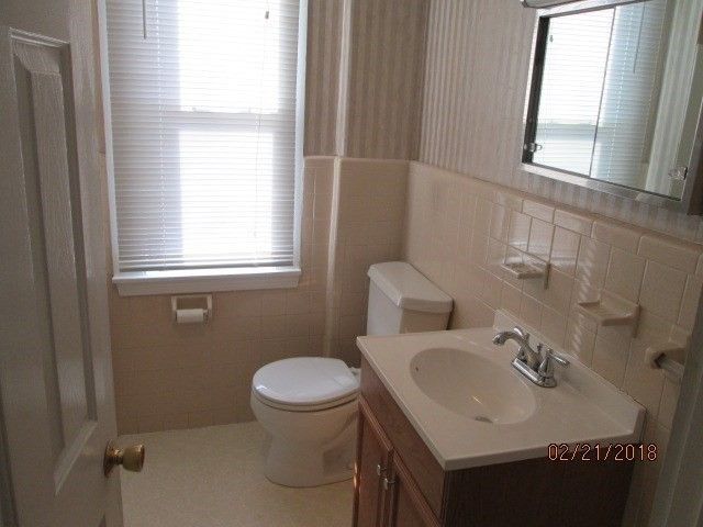 53 Pearl St 3, Melrose, MA 02176