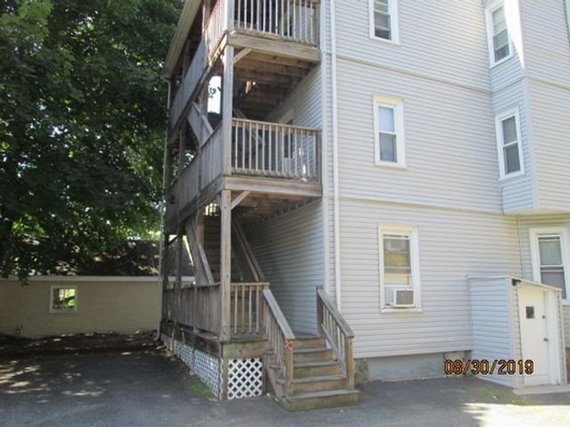 53 Pearl St 3, Melrose, MA 02176