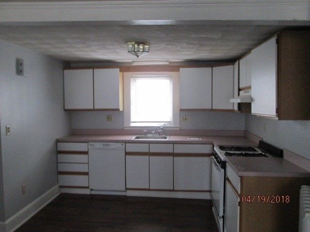 53 Pearl St 3, Melrose, MA 02176