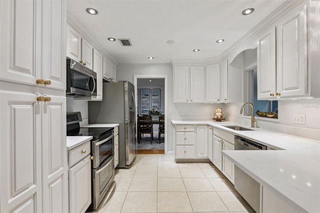 6007 LINNEAL BEACH DRIVE, Apopka, FL 32703