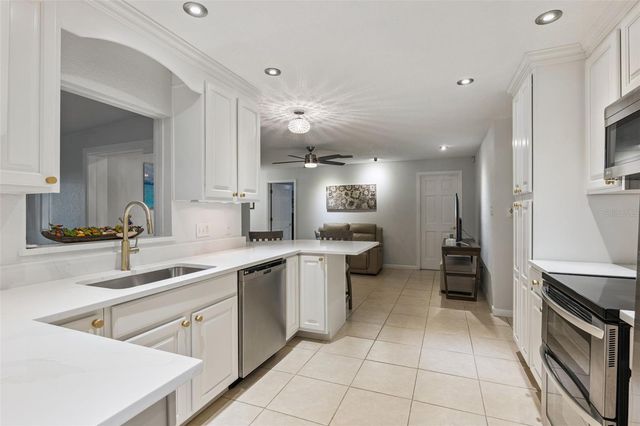 6007 LINNEAL BEACH DRIVE, Apopka, FL 32703