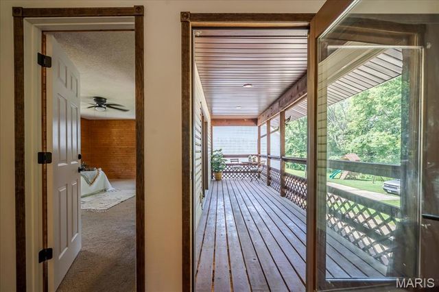 25 Whispering Oaks Drive, Washington, MO 63090