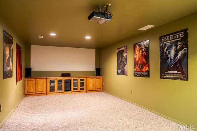 25 Whispering Oaks Drive, Washington, MO 63090