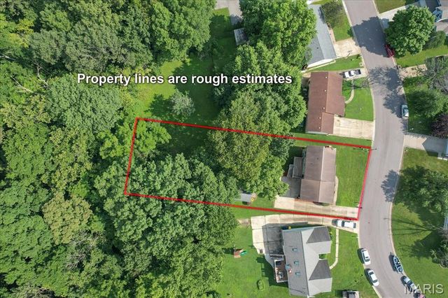 25 Whispering Oaks Drive, Washington, MO 63090