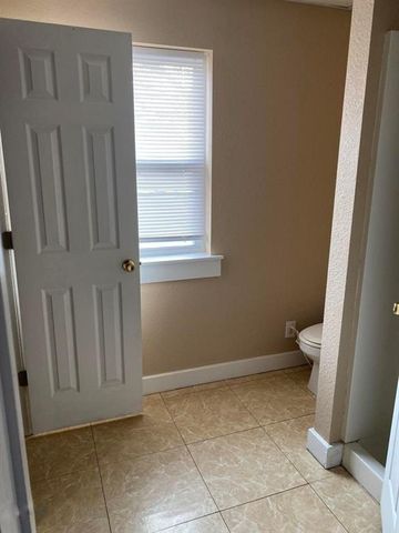 1503 E Valley Street, Joplin, MO 64801