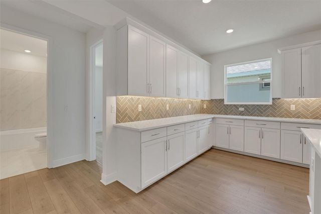 7425 SEA MANATEE STREET, Parrish, FL 34219