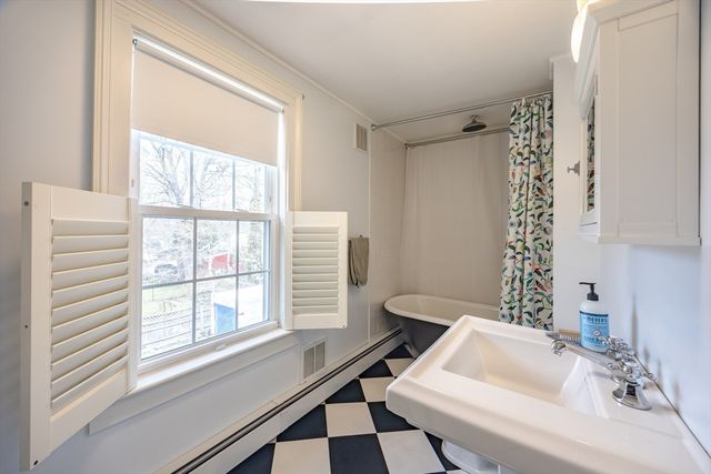 51 William St 2, Fairhaven, MA 02719