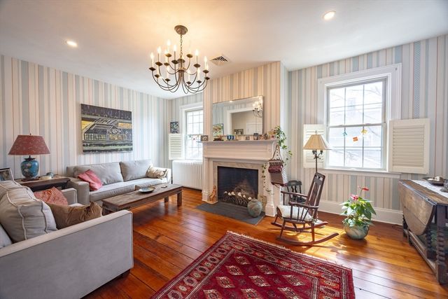 51 William St 2, Fairhaven, MA 02719