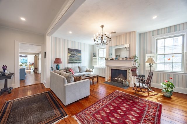 51 William St 2, Fairhaven, MA 02719