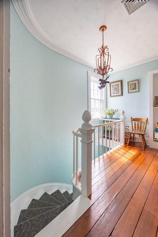 51 William St 2, Fairhaven, MA 02719