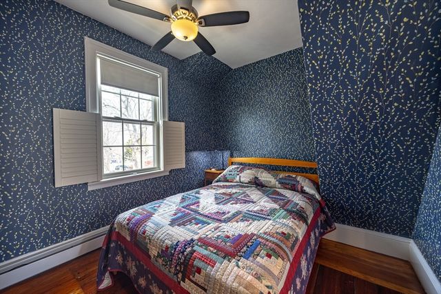 51 William St 2, Fairhaven, MA 02719