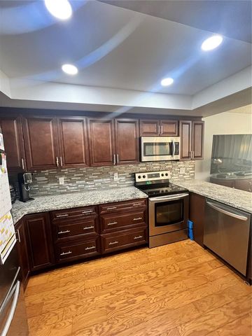 3510 CHATTSWORTH COURT, Holiday, FL 34691