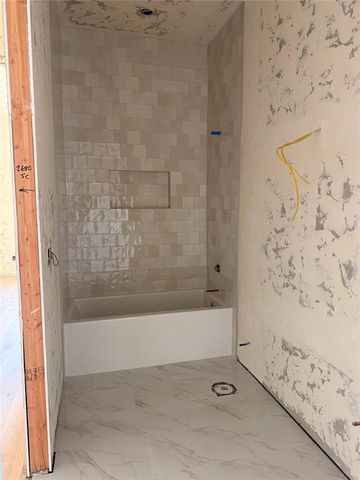 2433 NW 227th Street, Edmond, OK 73025