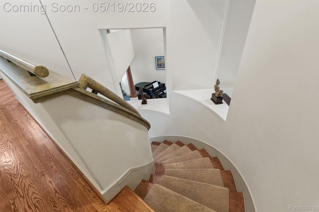 1800 Tiverton Road, Bloomfield Hills, MI 48304