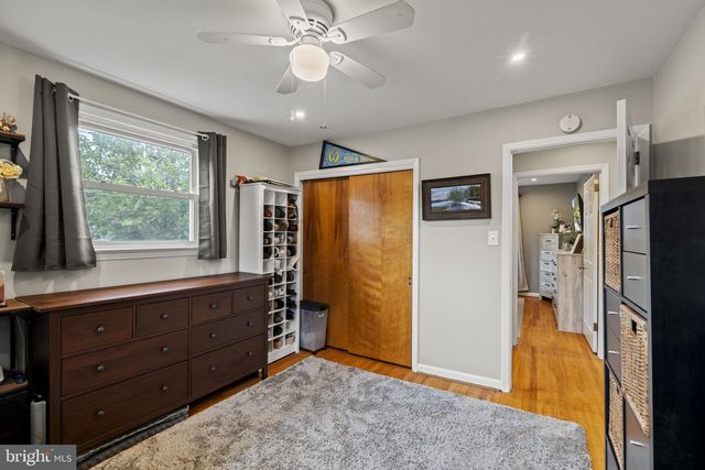 80 E CHESTNUT AVE, Bellmawr, NJ 08031