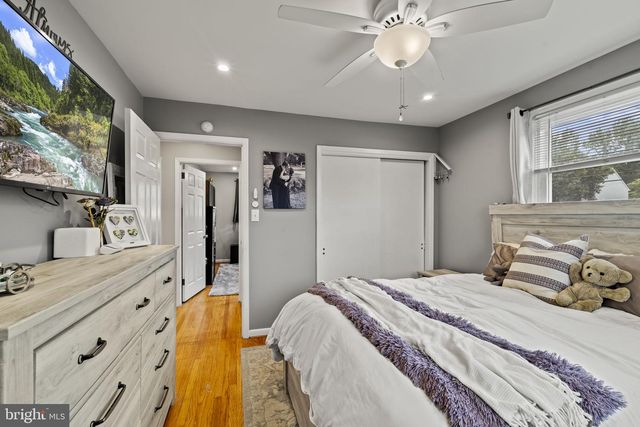 80 E CHESTNUT AVE, Bellmawr, NJ 08031