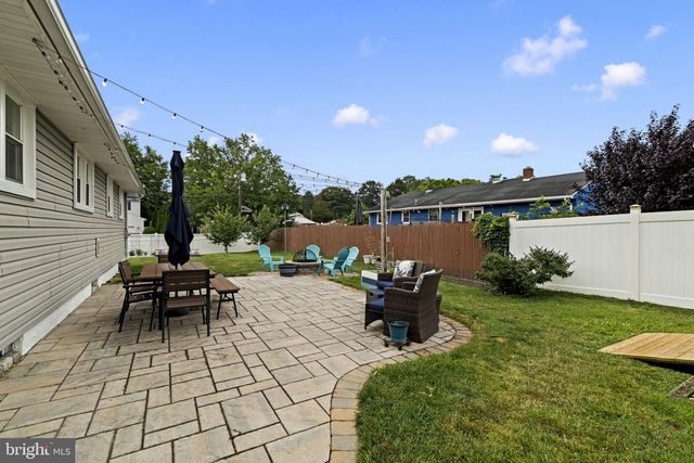 80 E CHESTNUT AVE, Bellmawr, NJ 08031