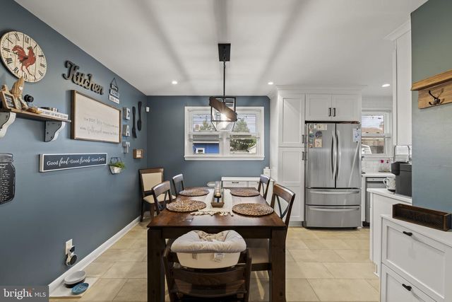 80 E CHESTNUT AVE, Bellmawr, NJ 08031