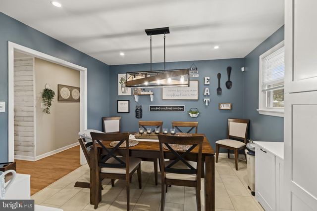 80 E CHESTNUT AVE, Bellmawr, NJ 08031