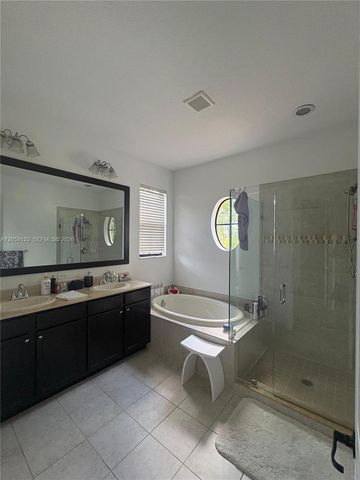 8378 NW 39th Court 8378, Cooper City, FL 33024