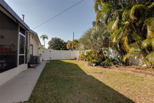 6301 GEM LANE, Seminole, FL 33772