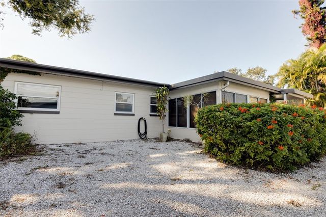 6301 GEM LANE, Seminole, FL 33772