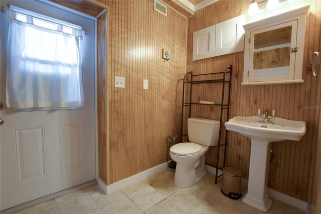 6301 GEM LANE, Seminole, FL 33772